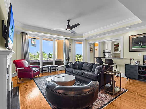 4th image of 4001 Old Bridgeview Ln #4001