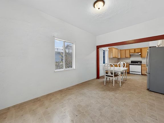 4th image of 849 B St
