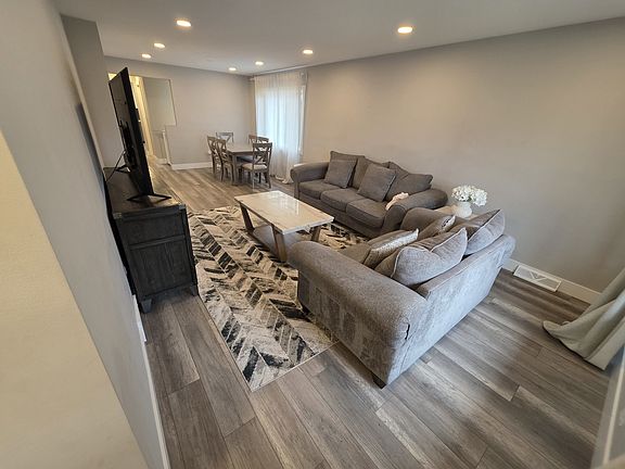 5th image of 4305 Judd Ave