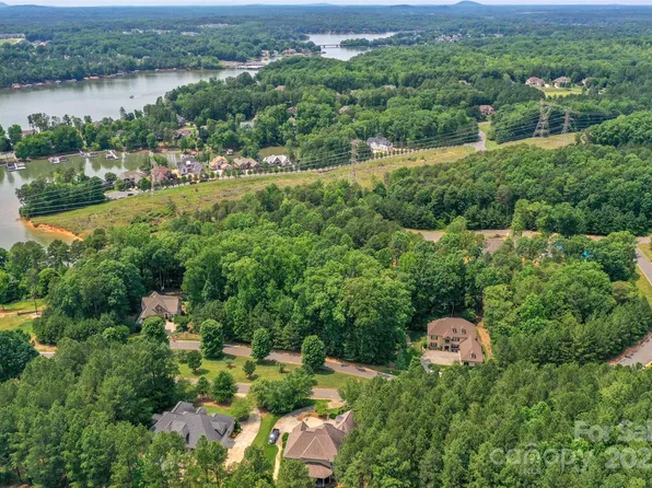 5128 Watermead Ln #133, Belmont, NC 28012