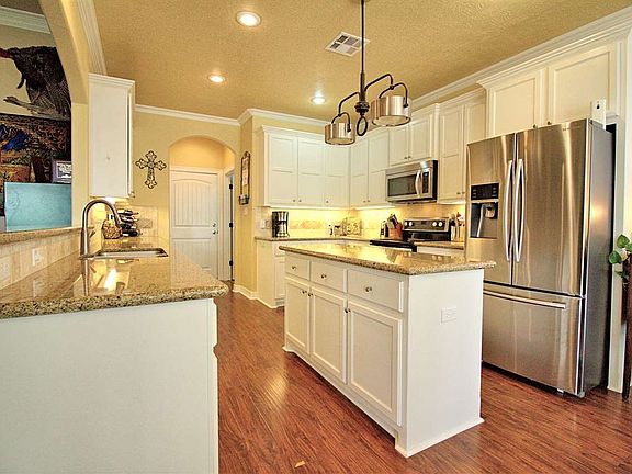 2nd image of 6680 Wedgewood Dr