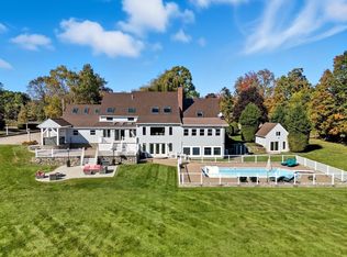 6 Lynbrook Rd, Southborough, MA 01772