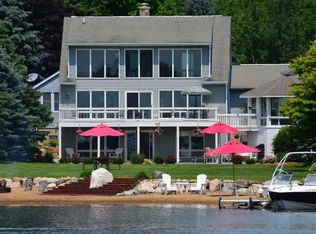 10631 Peninsula Dr, Stanwood, MI 49346