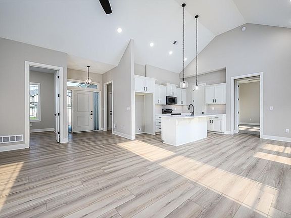 4th image of 3409 N 129th St