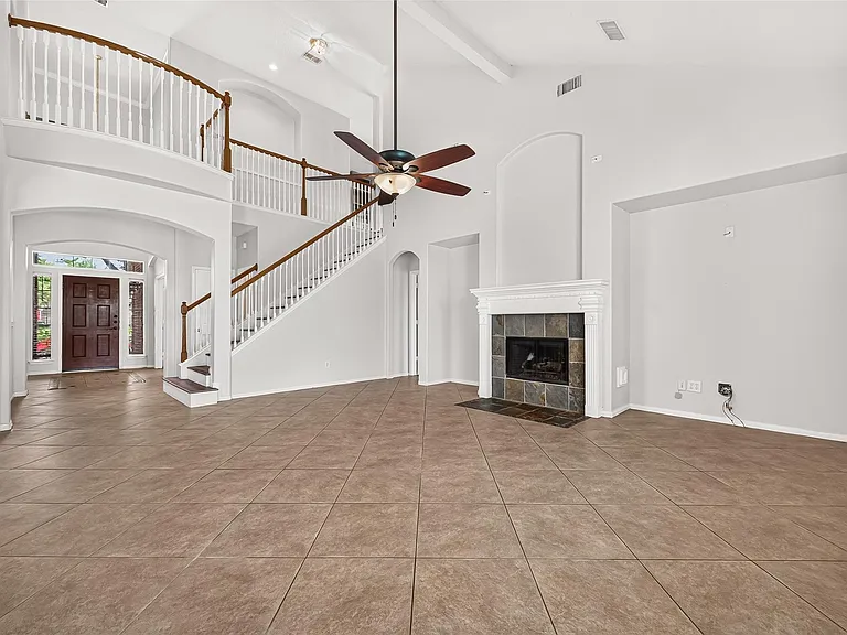 1415 Kennewick Ct — Photo 11