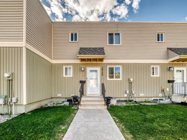 18146 81st Ave NW, Edmonton, AB T5T 1S4
