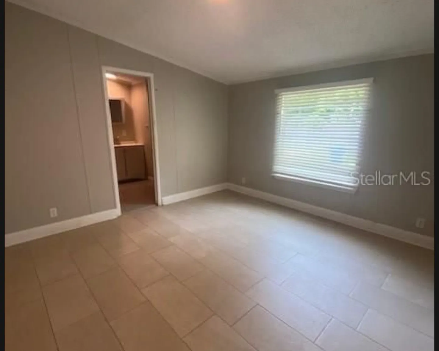 10838 Main St — Photo 2