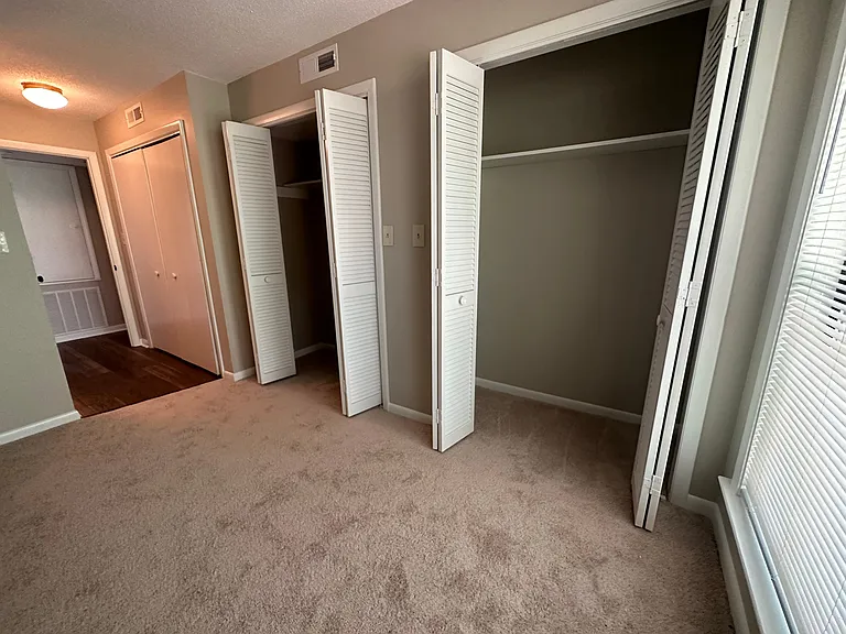 203 Driftwood Ln — Photo 25