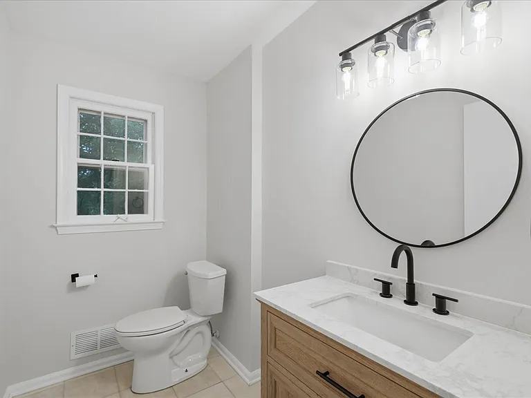 4120 Nutwood Way — Photo 12