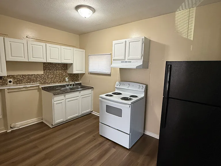 249 Munson St #2 — Photo 3