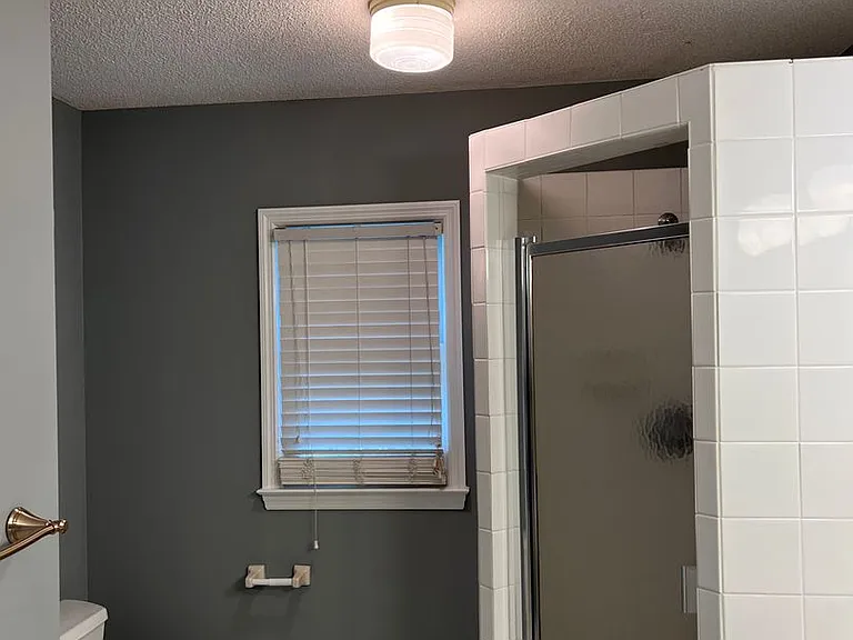 114 Windmere Dr — Photo 16