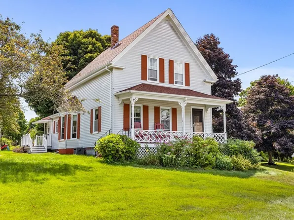 12 Crescent St, Kingston, MA 02364