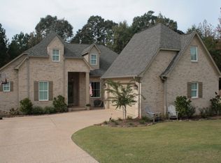 17002 Woodview Cv, Oxford, MS 38655