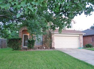134 Cotton Dr, Lake Jackson, TX 77566