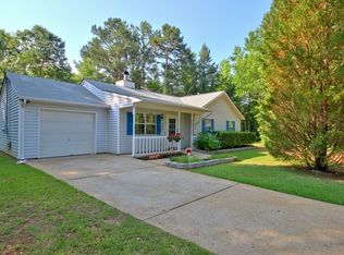 40 Yeager Dr, Newnan, GA 30265