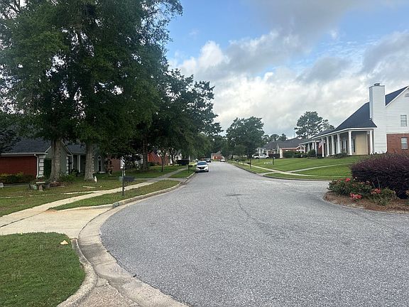 5th image of 7515 Cumberland Ct