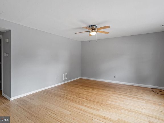 3rd image of 473 Washington Ave