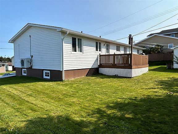 5th image of 13 Grandview Crescent