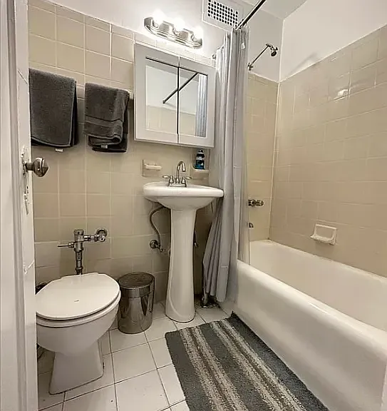 310 E 55th St #10DB — Photo 8