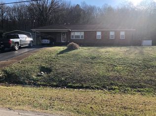 430 N Greenway Dr, Trinity, AL 35673