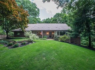 124 Will Scarlett Rd, Mcmurray, PA 15317