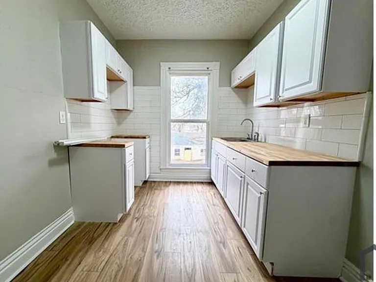 2631 W Madison St #2 — Photo 6