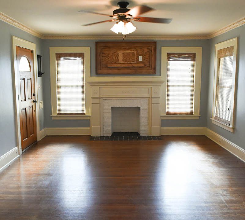 1st image of 2565 S University Dr