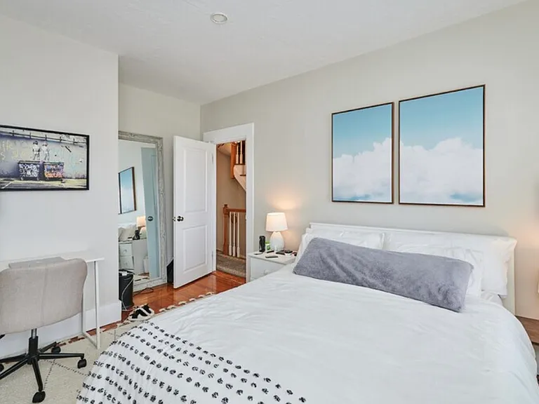 37 G St — Photo 7