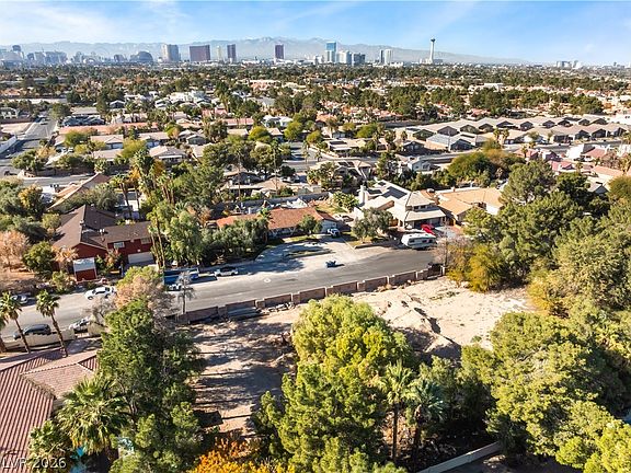 5th image of Robar St