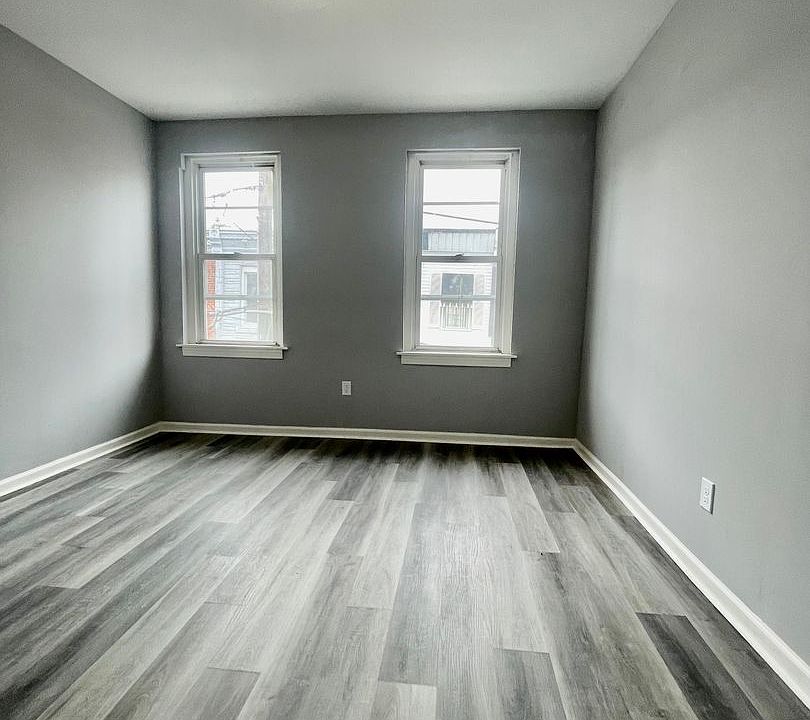 1st image of 2327 N Camac St #V