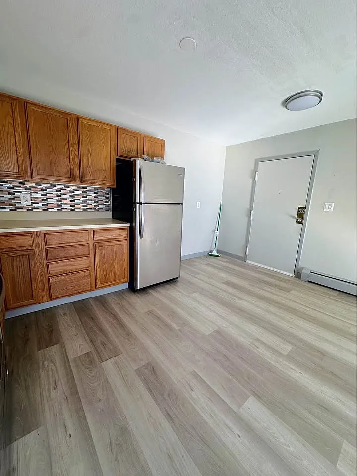 1 bed, 600 sqft, $1,350 — Photo 2