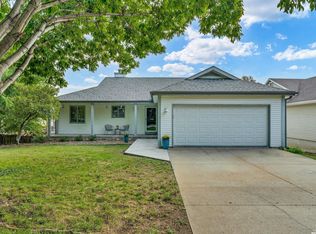 206 Tumbleweed Dr, Lawrence, KS 66049