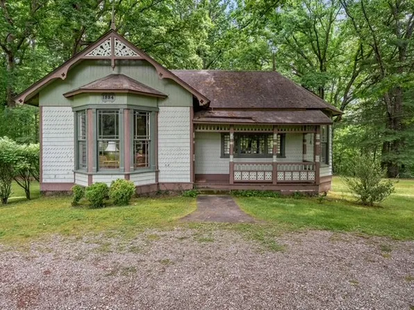283 Alabama Ave, Sewanee, TN 37375