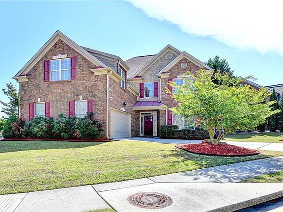 2nd image of 409 Arbor Ln