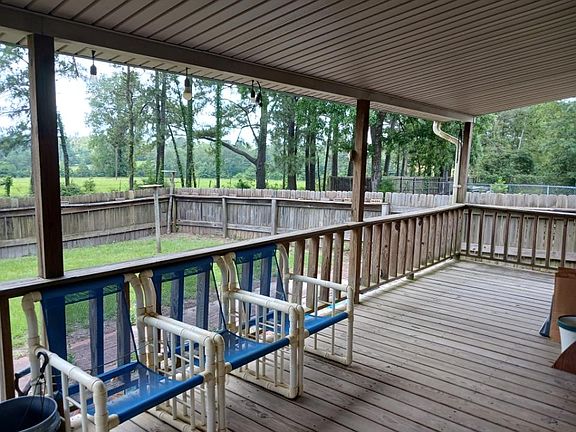 3rd image of 215 County Road 259