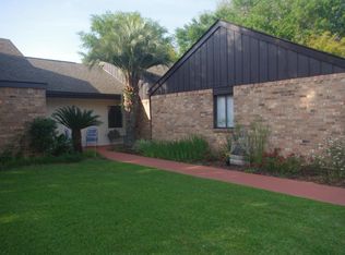 112 Grass St, Waveland, MS 39576