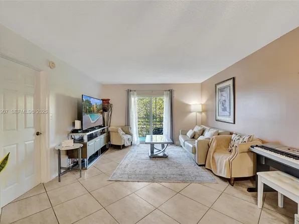 4111 Stirling Rd APT 502, Dania Beach, FL 33314