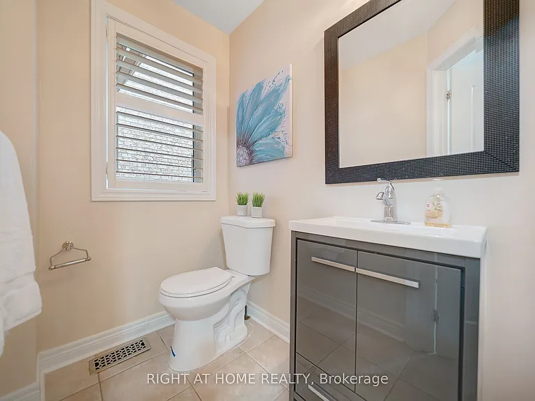 1030 Lonsdale Ln — Photo 10