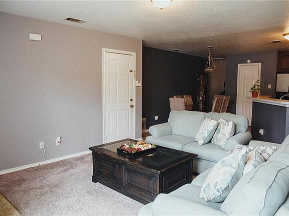 5th image of 1400 E Maddox Ave