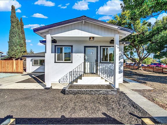 3rd image of 300 shasta Street