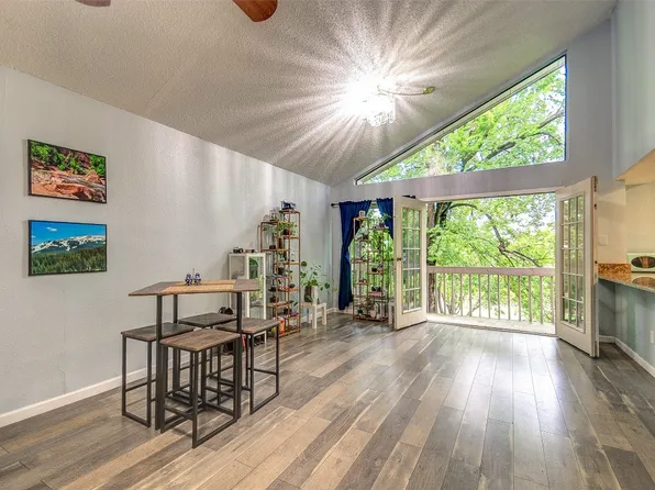 7107 Holly Hill Dr APT 209, Dallas, TX 75231