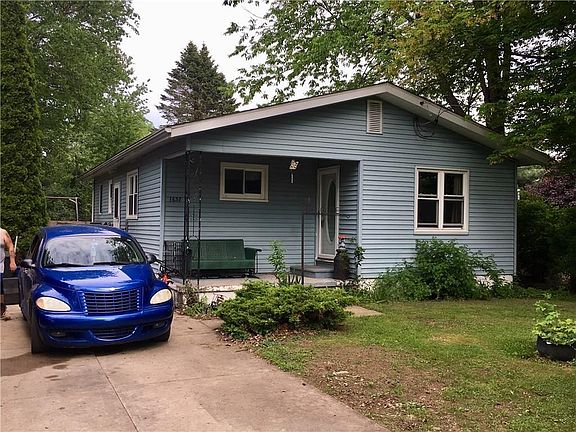 3rd image of 1637 Clifford Dr