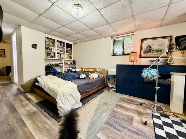 (undisclosed Address), Somerville, MA 02144