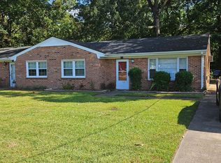 917 Michael Dr #A, Chesapeake, VA 23323