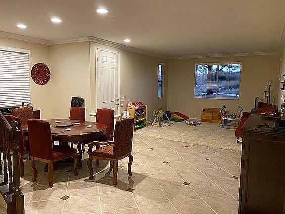 Dining Room/Living Room