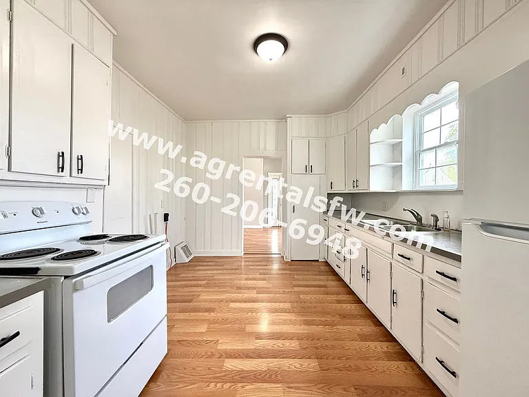 1915 Ellen Ave — Photo 7