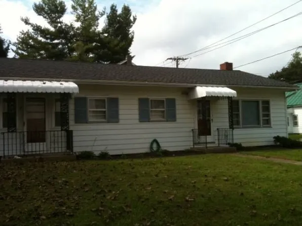 2 S Church St, Ephrata, PA 17522