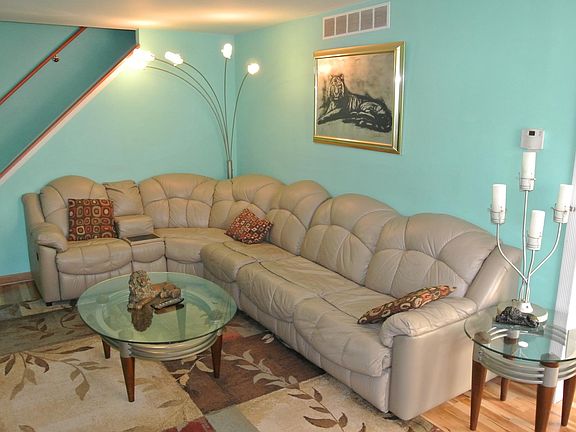 4th image of 39466 Heatherheath Dr