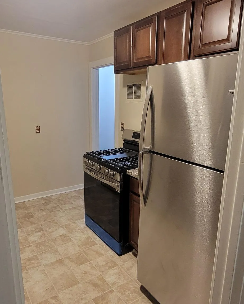 2 bed, 852 sqft, $1,095 — Photo 4