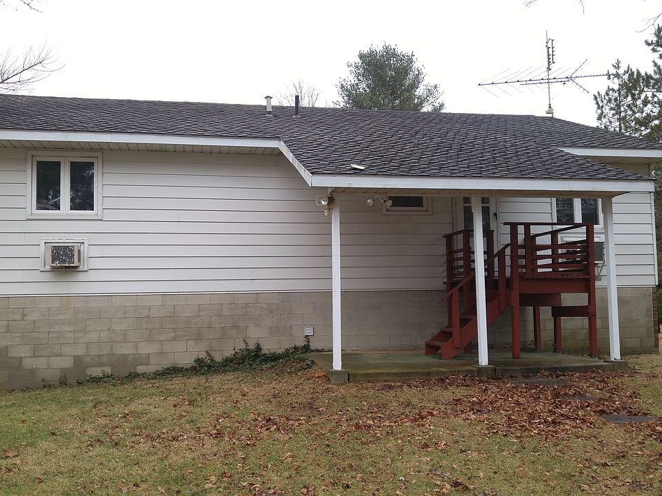2nd image of 7600 Strawtown Pike